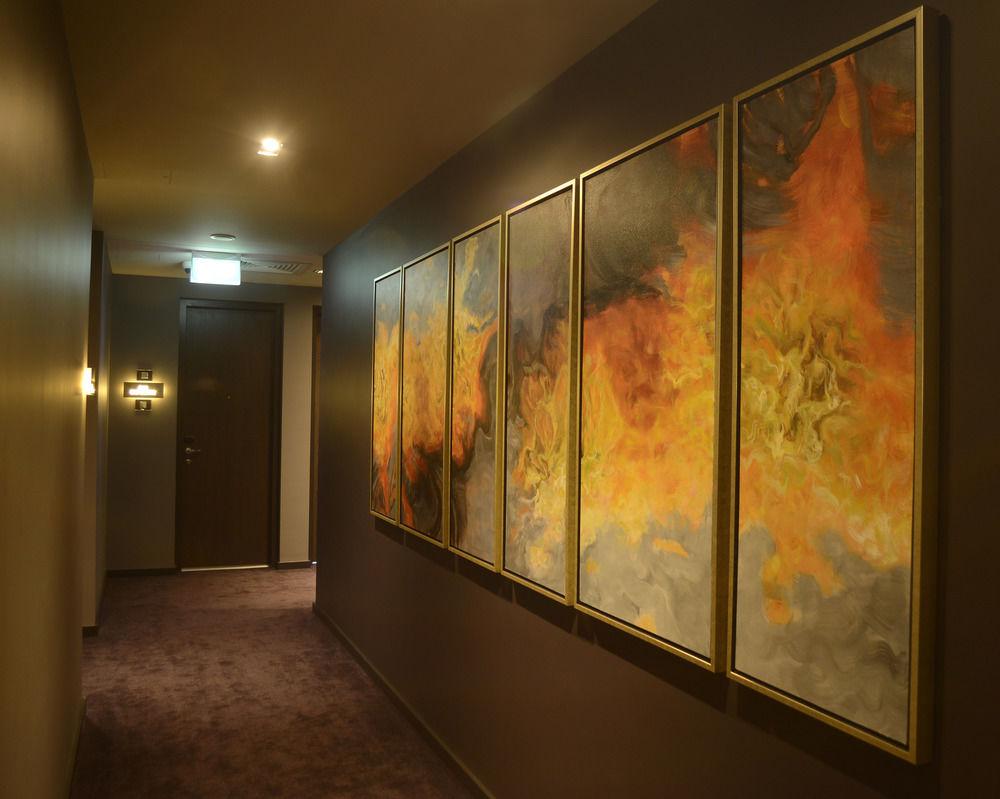 The Beetson Hotel Brisbane Exterior foto Artwork by David Asseline