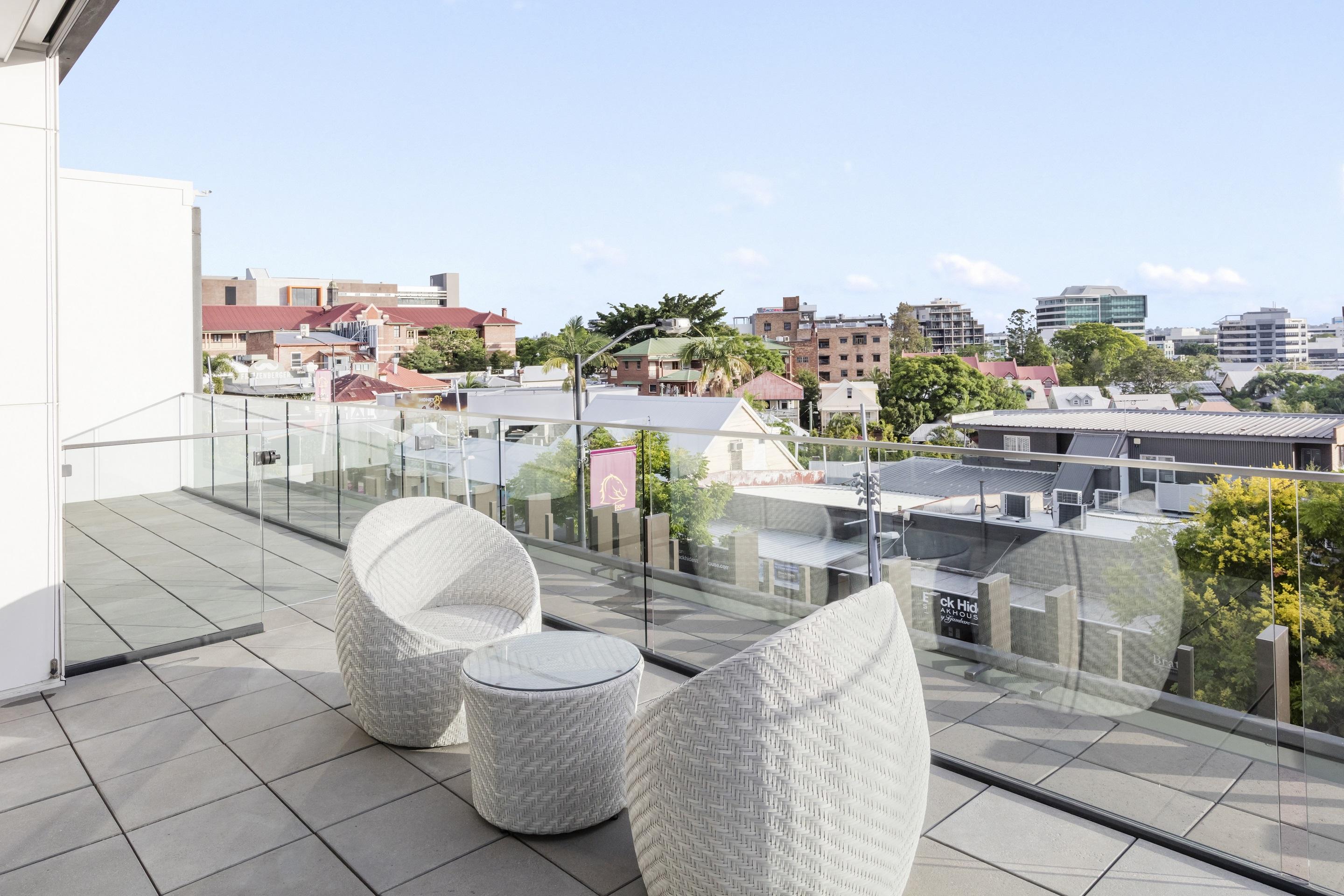 The Beetson Hotel Brisbane Exterior foto The rooftop terrace
