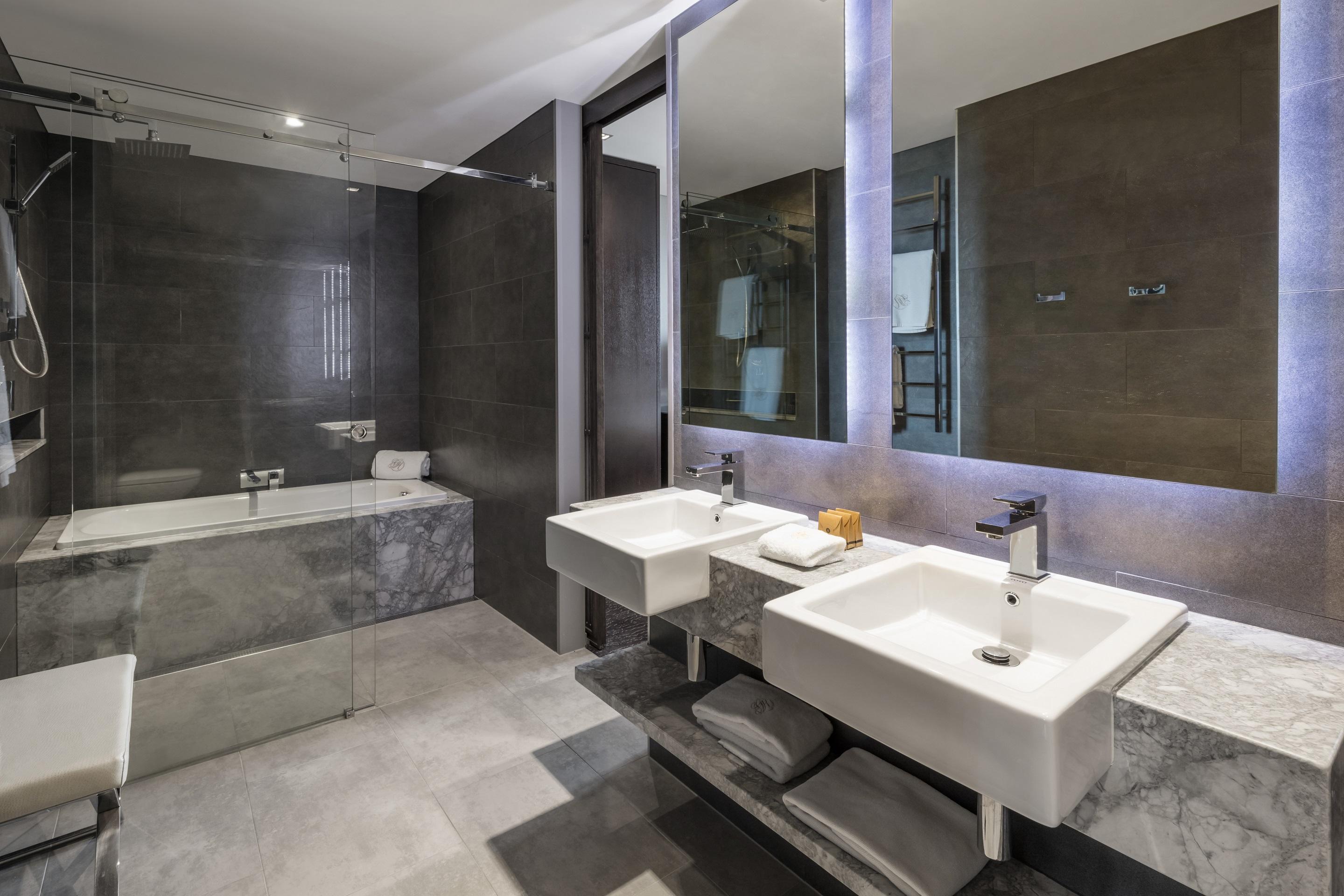 The Beetson Hotel Brisbane Exterior foto Bathroom