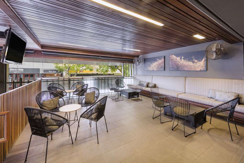 The Beetson Hotel Brisbane Restaurant foto The interior of the lounge